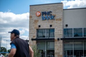 PNC ups loan growth guidance after...